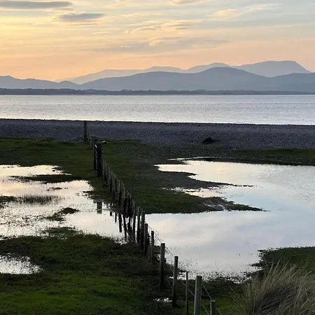 Seaside Cottage Escape In Cromane Holiday home Killorglin
